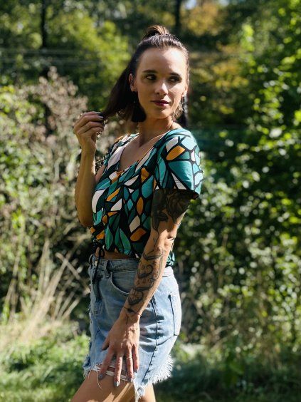 "KOMBINUJ" EMILY se šňůrkou KRÁTKÝ RUKÁV (POUZE VRCHNÍ DÍL)